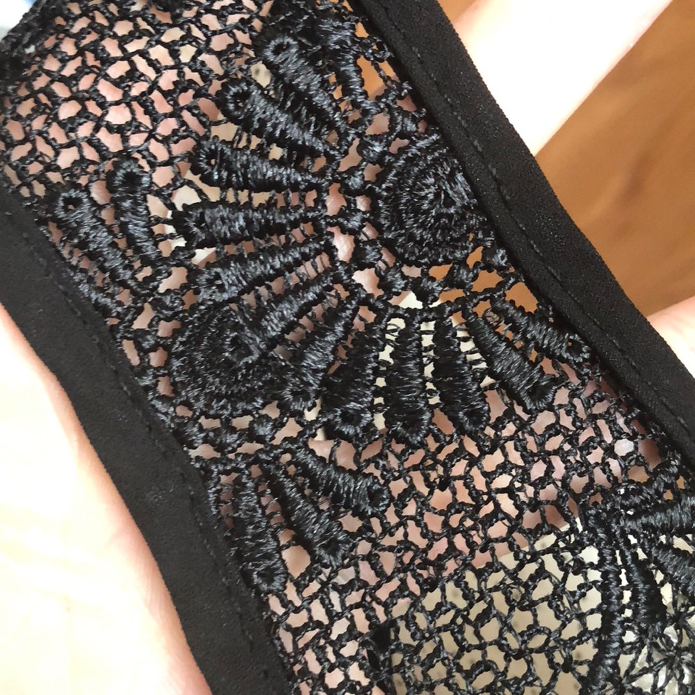 Lush Tank Top - Picture 4 of 6